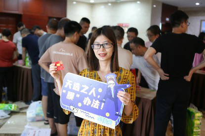 �ȷ����������뼶ͬ��ȫ������,����˲�伴֪����